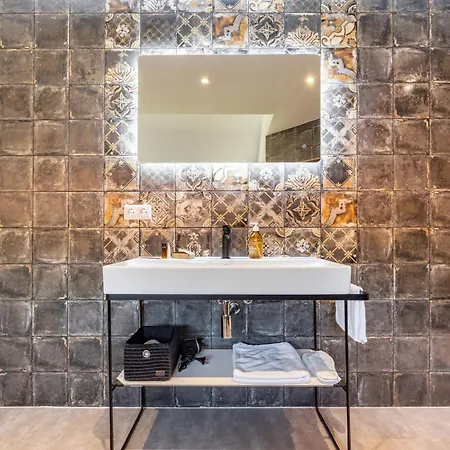 Appartement Mit Dachterrasse *