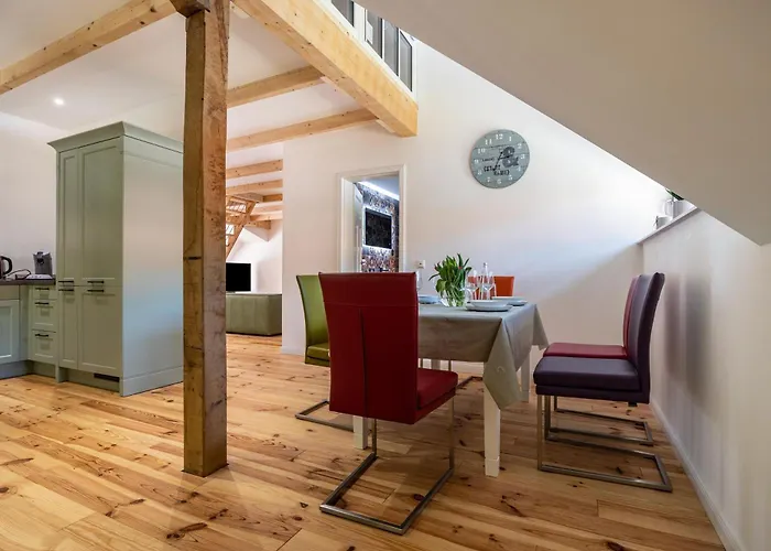 Mit Dachterrasse شقة *