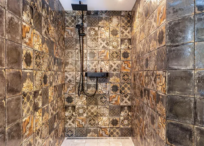 Mit Dachterrasse شقة